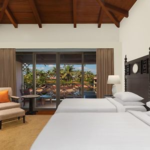Lagoon View Twin Room